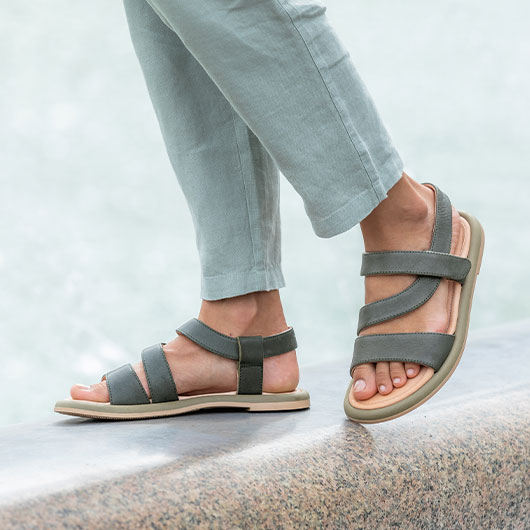 Bequeme Sandalen für Damen entdecken